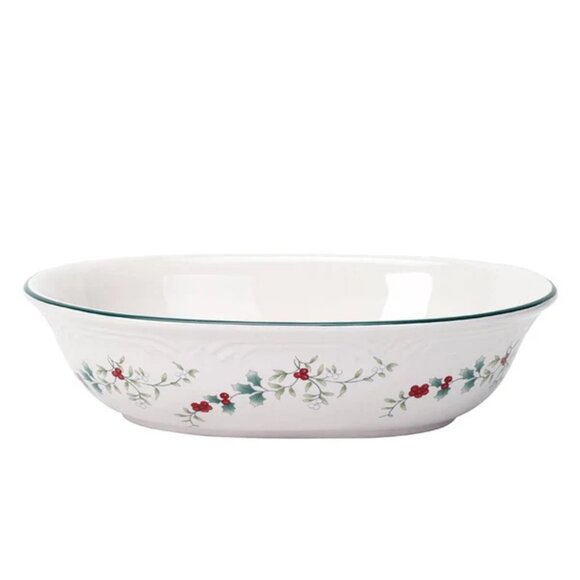 Pfaltzgraff Winterberry Oval Serving Bowl - Picture 2 of 6